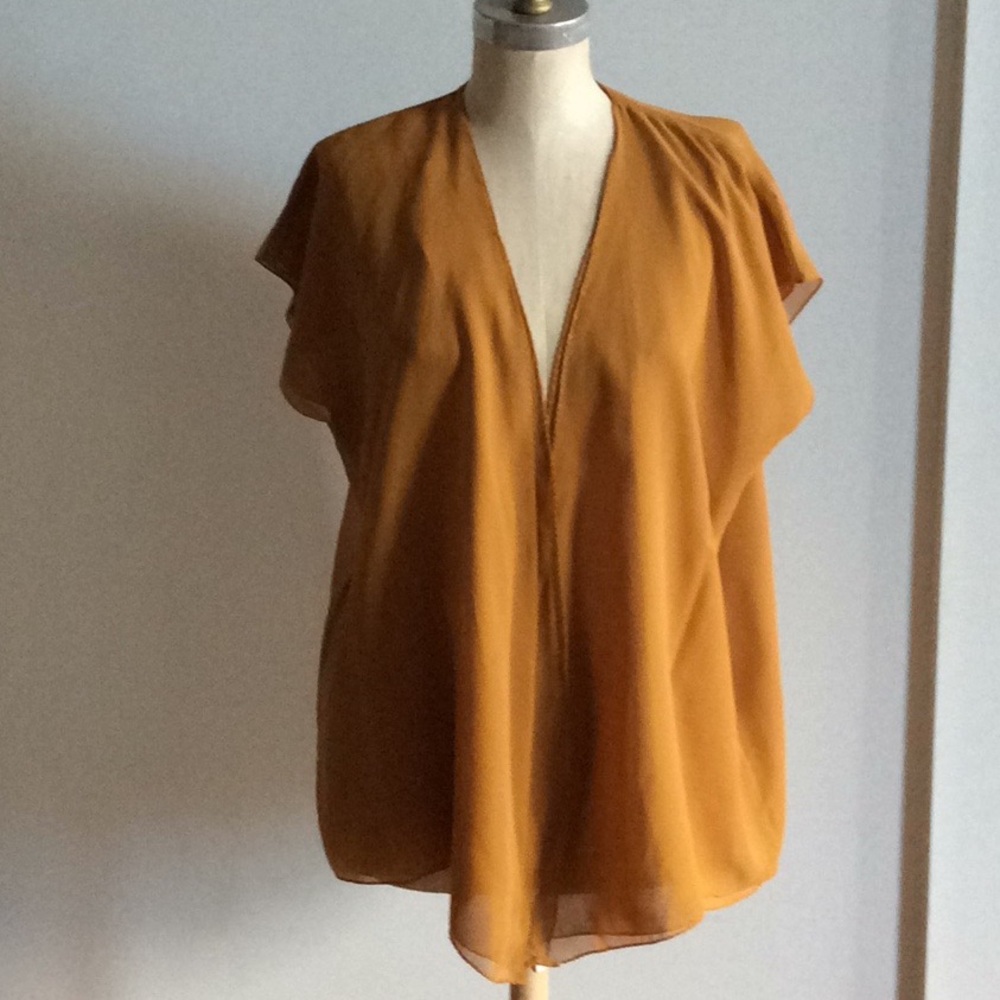 GENNY ITALY SILK TOP Size 6 NWT BEAUTIFUL